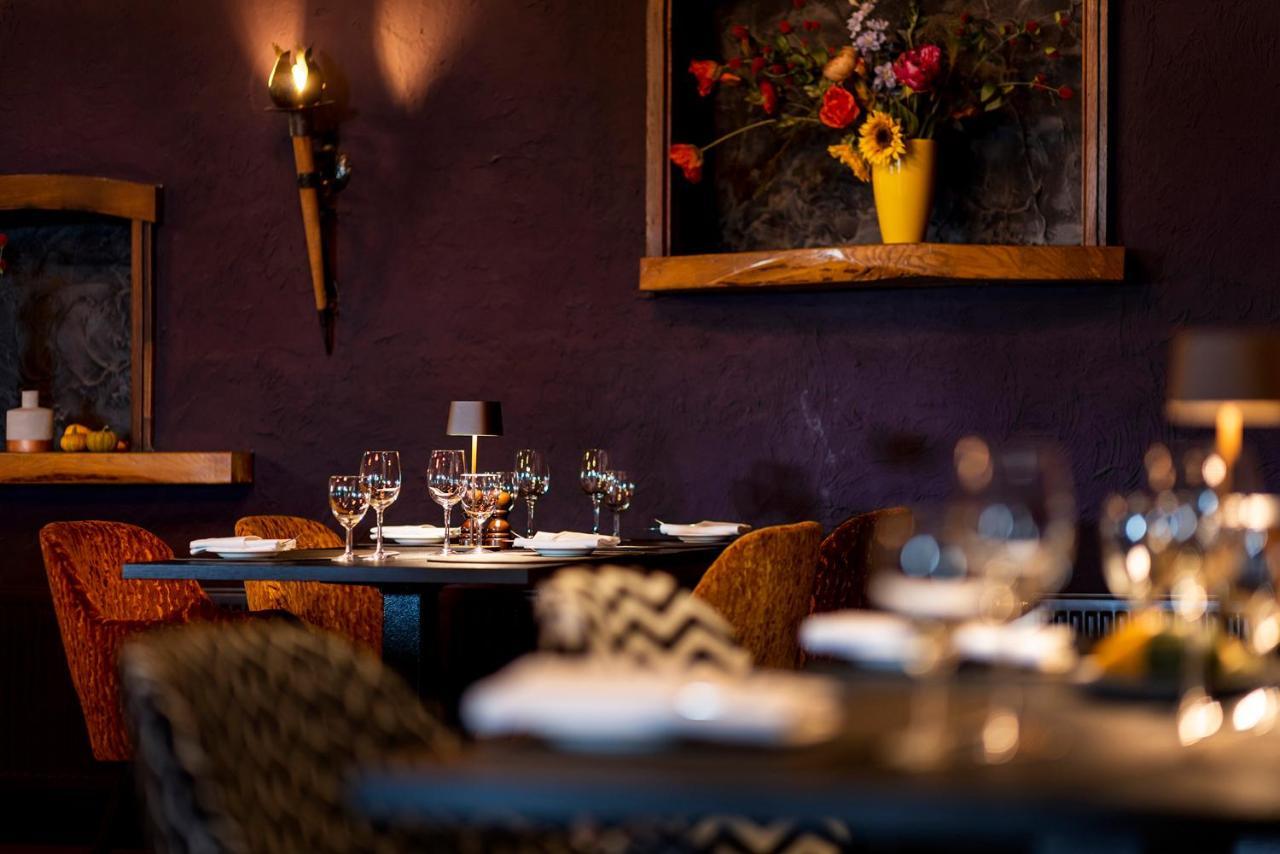 Hotel Restaurant De Roosterhoeve Roosteren Exterior photo